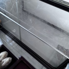  小型 全面ガラス温室 4段。ガラス温室小型コンセントタップ上下付き。