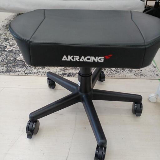★ジモティ割あり★  ｹﾞｰﾐﾝｸﾞﾁｪｱ　AKRacing　ｵｯﾄﾏﾝ　現状販売 クリーニング済 現状販売【joh1177】