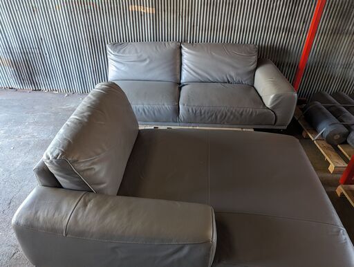 ☆大特価☆最終３月３１日迄【展示品・外箱無し ・裏側破れあり】ステーショナリーセクショナルソファ　Gliman Creek Furni オットマン 新生活 引っ越し 買い替え  家具