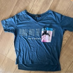 レディースTシャツ　フリーサイズ