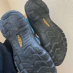 KEEN キーン　23cm