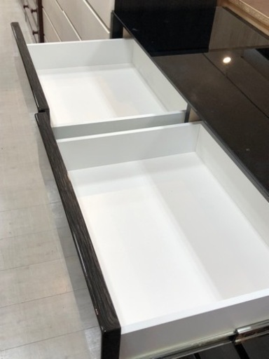 取りに来れる方限定！シギヤマ家具の4段チェストです！