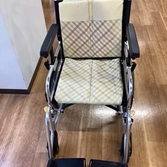 介護用車椅子　¥4000【町田市再生家具】　233369