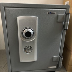 3/30(土)21時まで】EIKO 小型耐火金庫 ES-8 中古美品