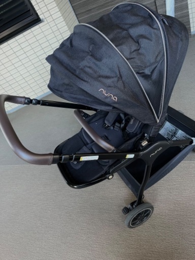 美品⁂nuna TRIV next riveted