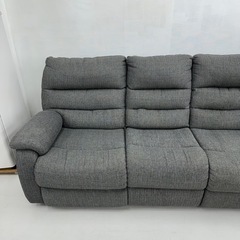 【美品‼️】定価114,900円♪ ニトリ 202cm幅3人掛け電動リクライニングソファ 布製グレー♪