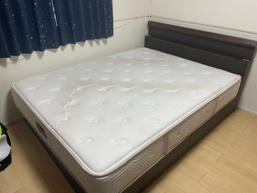 シモンズ　ベット