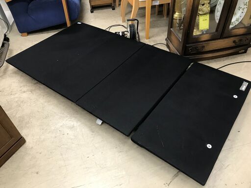 テンピュール エルゴワン 電動折りたたみベット 折りたたみ 柄 姿勢 電動 ホワイト おしゃれ マットレス付き 堺市 石津【ジャングルジャングルサカイ石津店】