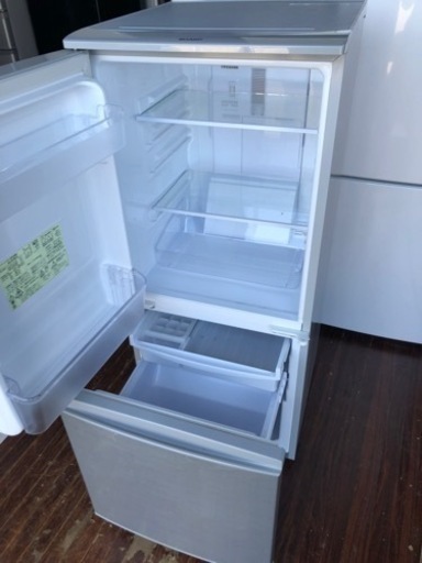 福岡市内配送設置無料 シャープ SHARP SJ-D14B-S [冷蔵庫(137L