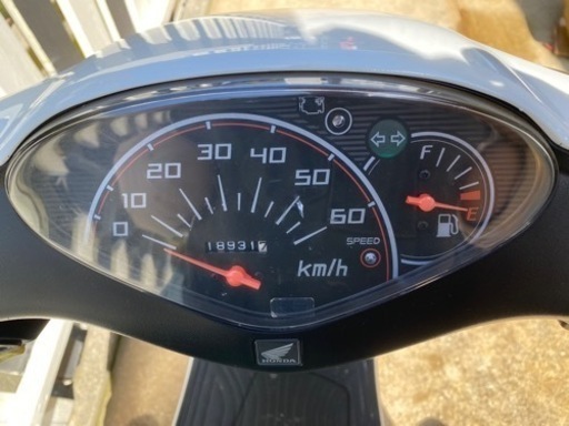 HONDA Dio ディオ AF68 4スト インジェクション 外装新品 シート新品張