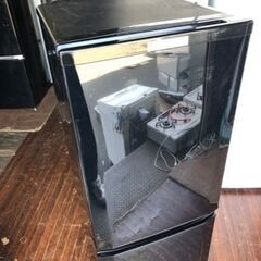 福岡市内配送設置無料　2019年式　MR-P15E-B 冷蔵庫 Pシリーズ サファイアブラック [2ドア /右開きタイプ /146L] [冷凍室 46L]