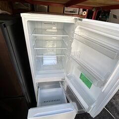 ☆中古￥11,800！Ｙselect　156㍑2ドア冷蔵庫　家電　2021年製　YRZ-F15J型　幅48㎝ｘ奥行き60㎝ｘ高さ127㎝　【BC201】