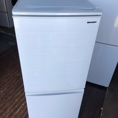 福岡市内配送設置無料 2019年式 シャープ SHARP SJ-D14F-W [冷蔵庫 