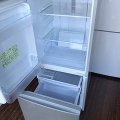 福岡市内配送設置無料　シャープ SHARP SJ-D14B-S [冷蔵庫(137L・つけかえどっちもドア) 2ドア シルバー系]