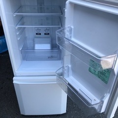 福岡市内配送設置無料　三菱 【右開き】146L 2ドアノンフロン冷蔵庫 keyword キーワードホワイト MR-P15EC-KW