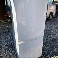 EJ2083番✨SHARP✨冷凍冷蔵庫✨SJ-D14A-W