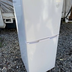  EJ2089番✨Hisense✨冷凍冷蔵庫✨ HR-B106JW
