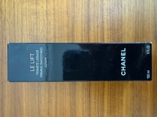 【多少の値下げ交渉可】 CHANEL LE LIFT LOTION