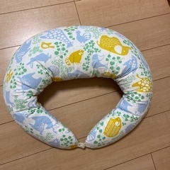 子供用品 産後用品 授乳クッション