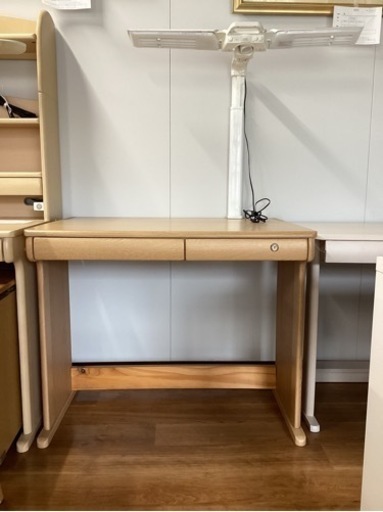 学習机　￥6000【町田市再生家具】233267