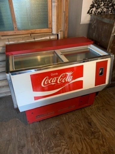 さらに値引きしました。コカコーラ冷蔵庫‼️\n