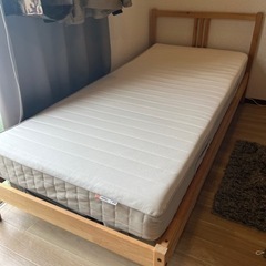 【引き渡し決定済】IKEA  シングルベッド