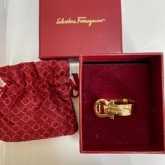 サルヴァトーレフェラガモ   Ferragamo   スカーフリング