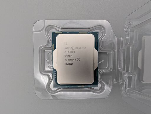 Intel i5 13500 1カ月程度の使用