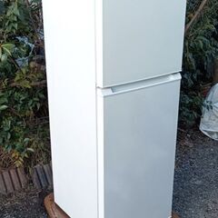 ★美品!!お届け可！★2020年製 ヤマダセレクト 225L 冷凍冷蔵庫 YRZ-F23G1