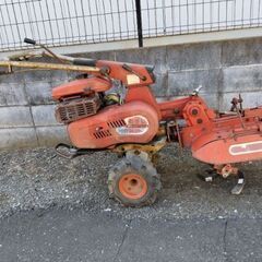 耕運機 マメトラ 自走型 爪とコック交換済 型は古いが使用中 エンジン三菱4サイクル200cc 逆転可