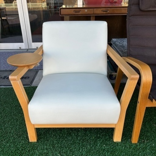 カリモク karimoku シングルソファ シングルソファー ソファ ソファー ラウンジチェア チェア ミニテーブル付き シンプル ナチュラル