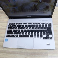 取引中です】NEC LaVie 綺麗なホワイト 15インチ Wi-Fi マルチ 