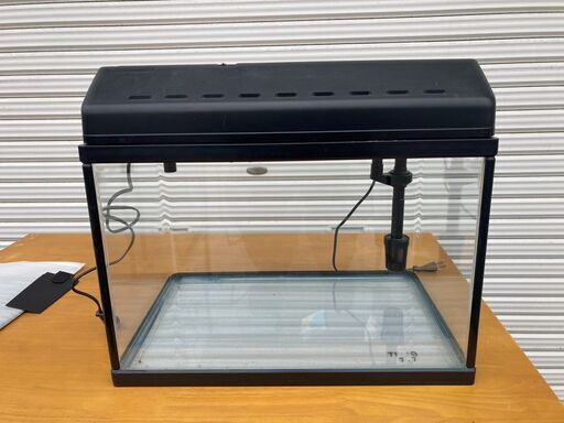 エアポンプ、ライト付き水槽 46サイズ　C-579