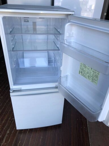 北九州市内配送無料店2018年式 SJ-D14D-W 冷蔵庫 ホワイト系 [2ドア