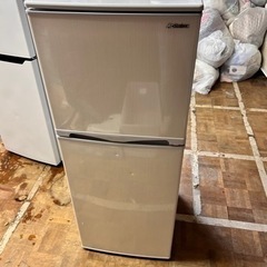 2018年製　2ドア冷蔵庫