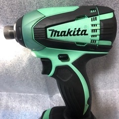 マキタ18vインパクトドライバTD146DX2中古超美品、本体のみ