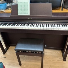 【美品】ローランドの電子ピアノ　音確認済み
