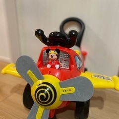 ミッキー　ディズニー　プロペラ機　おもちゃ