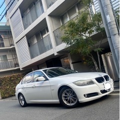 H23年式　BMW320i  【後期型　美車　車検あり】乗って帰...