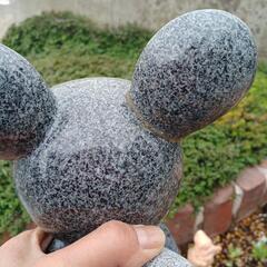 ミッキーマウス  石像