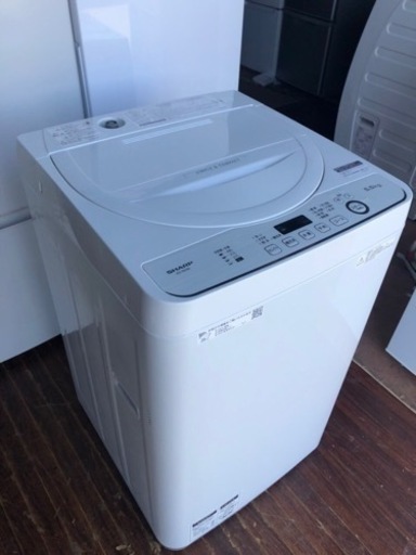 北九州市内配送無料　保証付き　2020年　シャープ SHARP 全自動洗濯機 幅56.5cm(ボディ幅52.0cm) 5.5kg ステンレス槽 ホワイト系 ES-GE5D