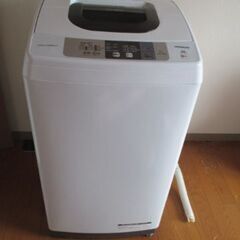 HITACHI　全自動電気洗濯機　5㎏　2017年製　NW-50B形