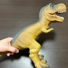 大きなティラノサウルス　ソフビ人形