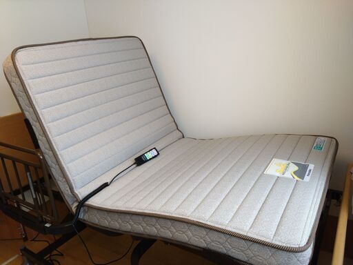 フランスベッド３モーター電動ベッド レステックス-01【引取限定】「値下げしました」