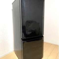 【ネット決済・配送可】一人暮らし用　　三菱冷蔵庫146L ブラック