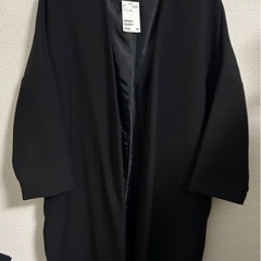 新品未使用 H&M エイチアンドエム 黒 ブラック ジャケット ポケット付き ノーカラージャケット 服/ファッション スーツ レディース