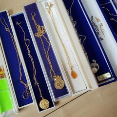 アクセサリー ペンダント ネックレス ブローチ