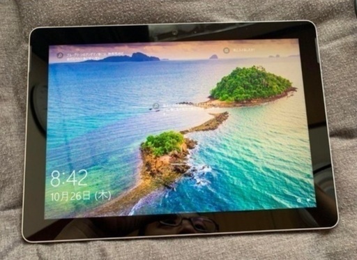 3/30 19時半に小田急新宿駅で　surfaceGo 4GB 128GB 本体のみ