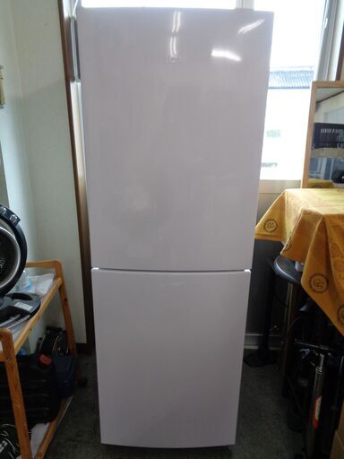 中古美品！　Haier ハイアール　218L 2ドア 冷凍冷蔵庫　JR-NF218B　2021年製