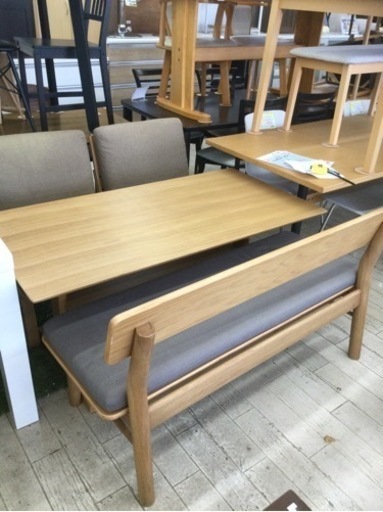 【✨人気の無印良品❗️ソファに合わせやすいロータイプ❗️カバー着脱可❗️ナチュラル❗️✨】定価¥154,600円   無印良品 ロータイプ4点ダイニングセット
